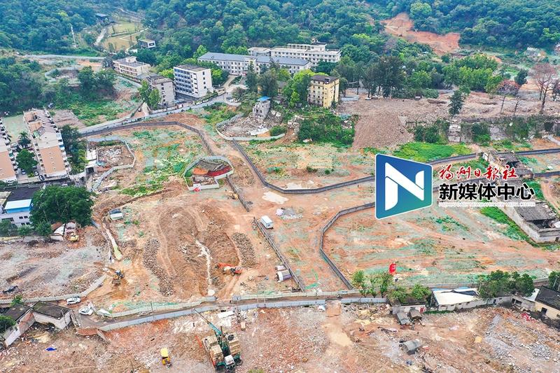 Jin' an Yangxia old land resettlement housing project started, and a new city was added around the railway station.